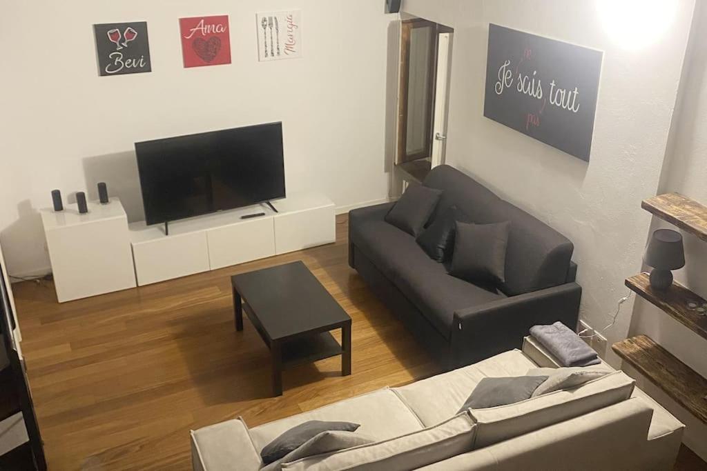 La Petite Maison - Two-Room Apartment 베르가모 외부 사진