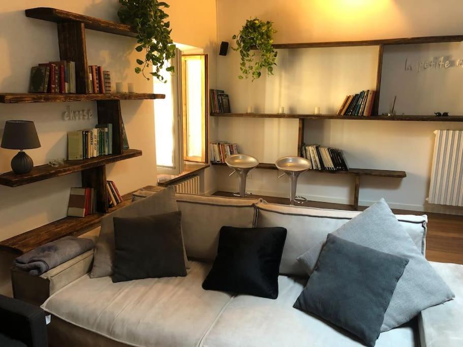 La Petite Maison - Two-Room Apartment 베르가모 외부 사진